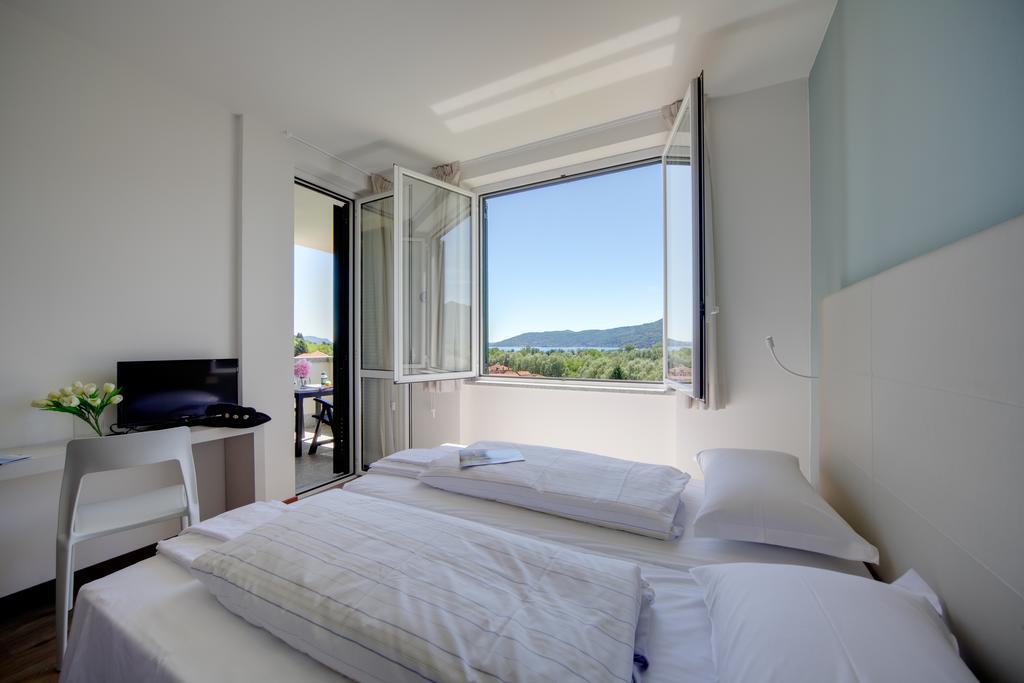 Residence Isolino Verbania Exterior photo